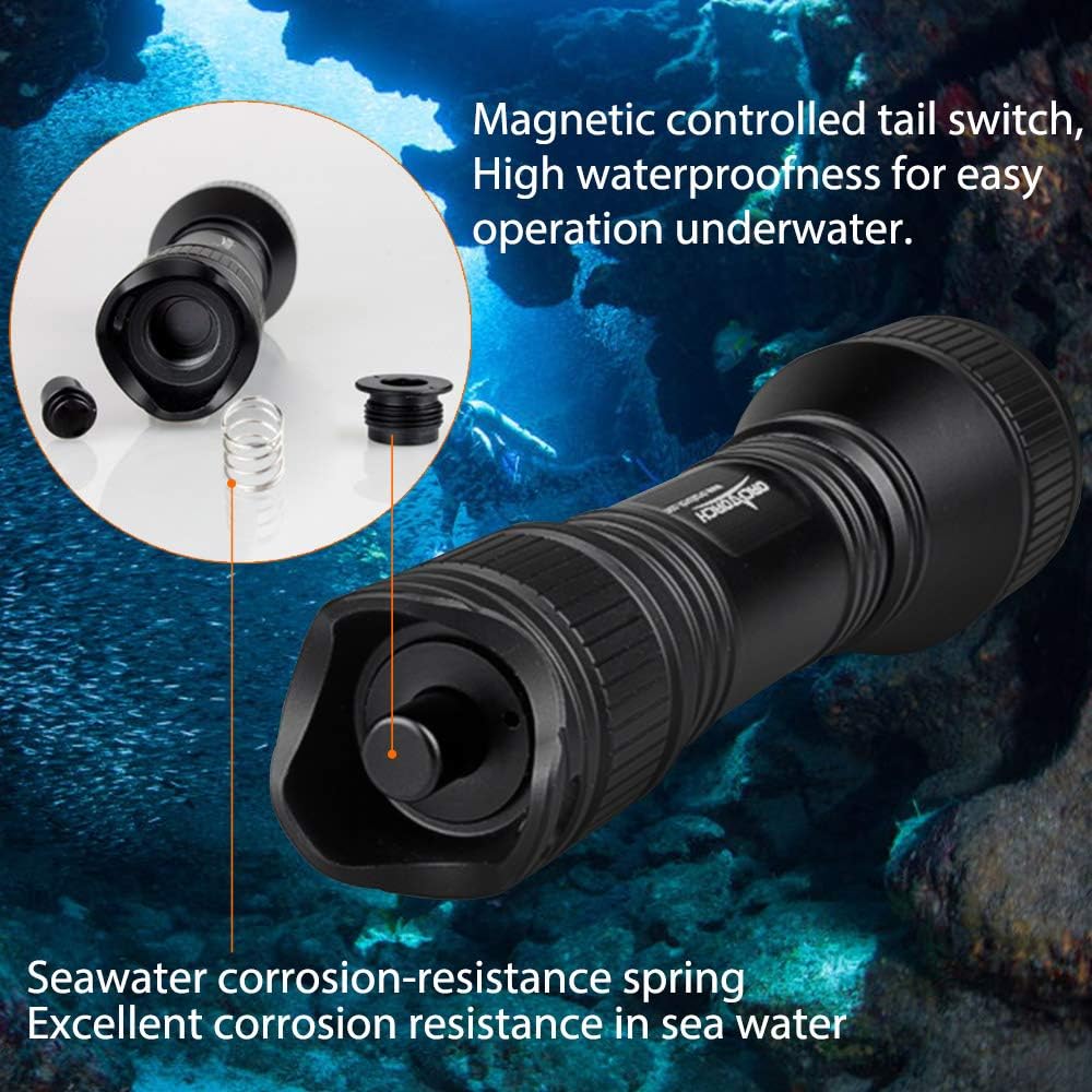 1000 Lumens Dive Light with Battery and Charger H70836