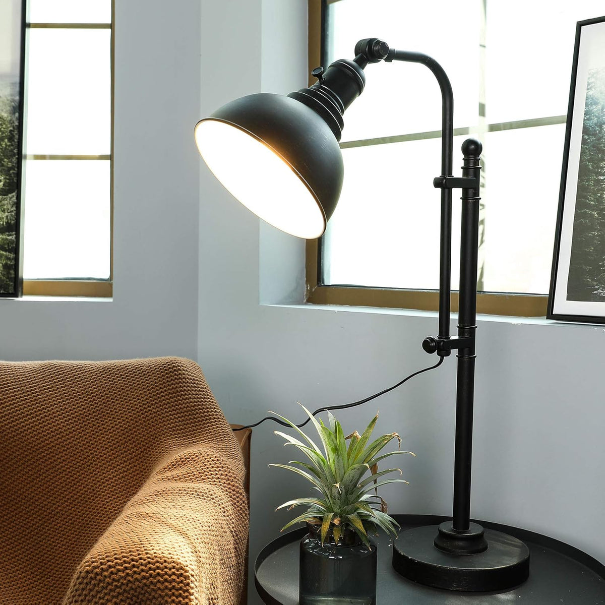 Black Adjustable Metal Desk Lamp A98707