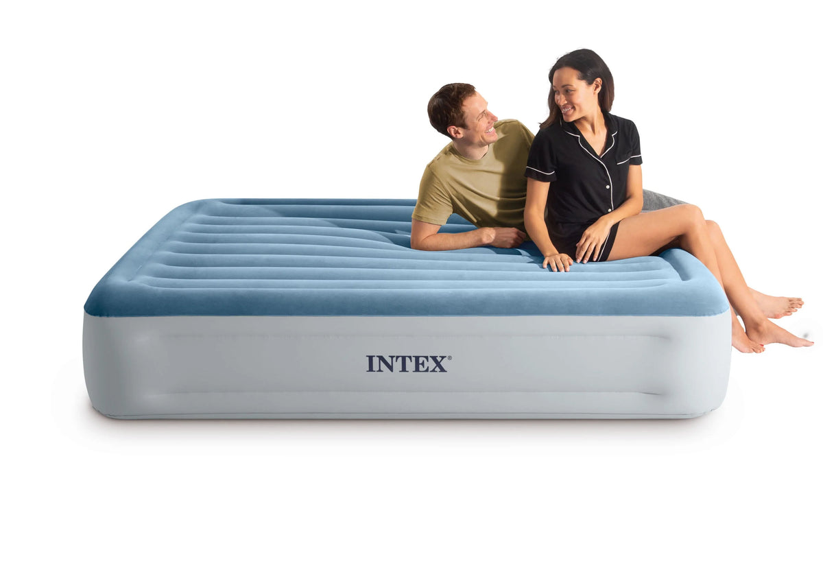 15 Airbed Mattress with Internal Pump X783